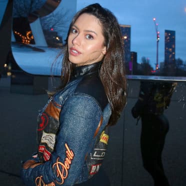 Char Stape show image