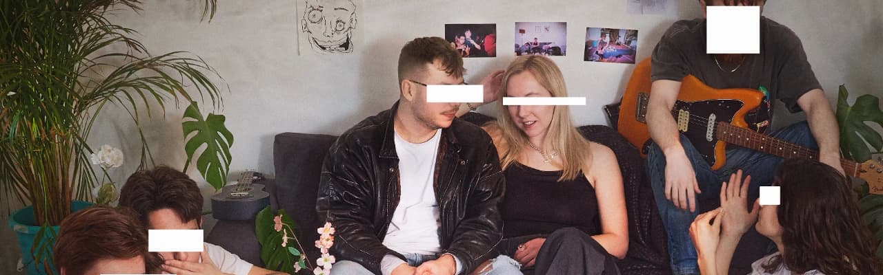 Check Leopard Record Club background