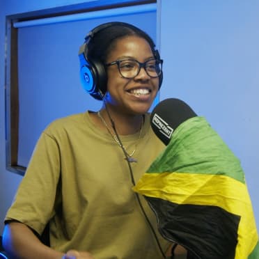 Sinead Adams show image